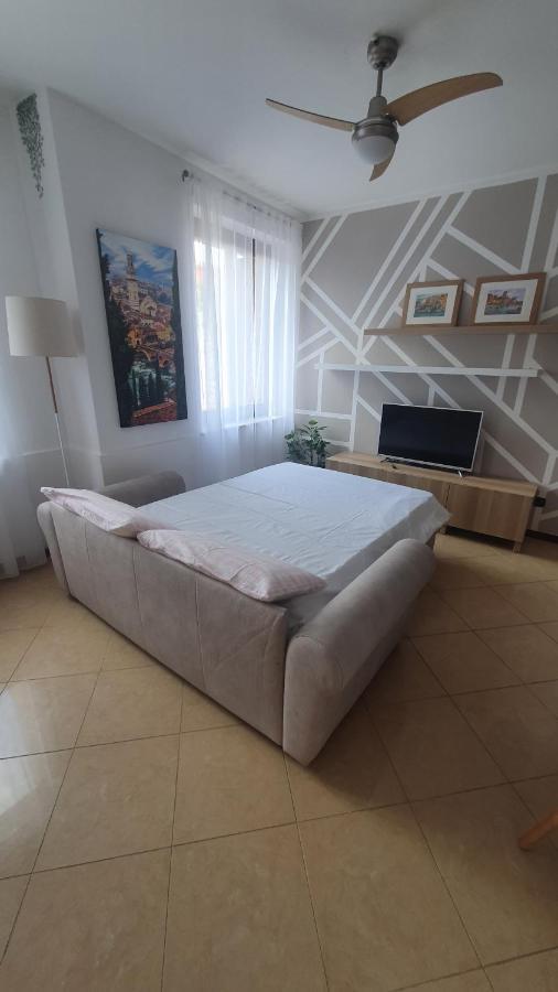 Appartamento A Verona E Parcheggio Nella Proprieta Exteriér fotografie